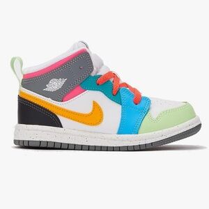 Nike White and Orange Sneakers Classic Style